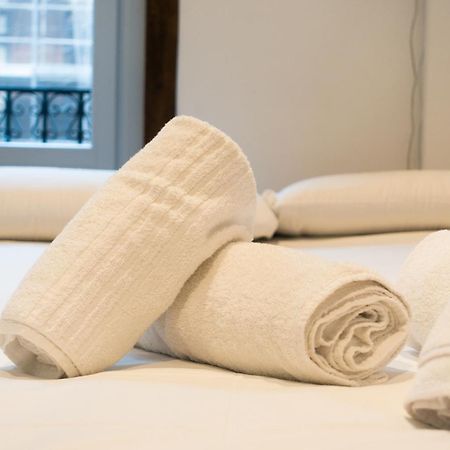 Hortaleza 4, Preciso Estudio En Chueca Junto A La Gran Via De Madrid Eksteriør bilde