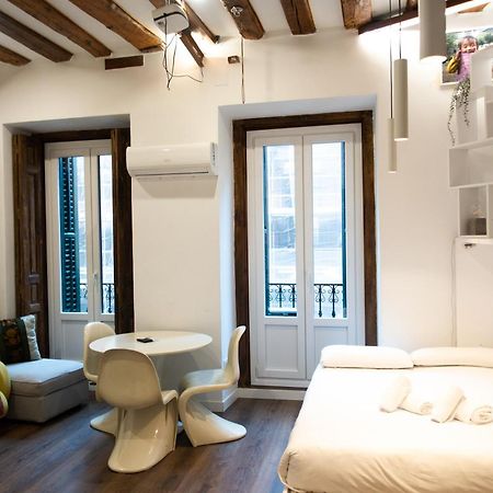 Hortaleza 4, Preciso Estudio En Chueca Junto A La Gran Via De Madrid Eksteriør bilde