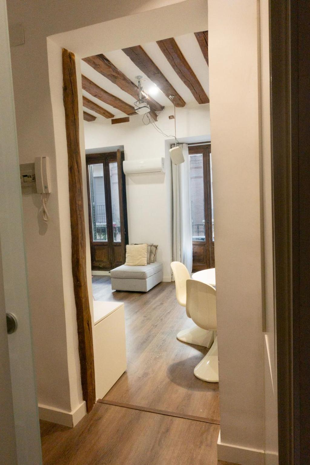 Hortaleza 4, Preciso Estudio En Chueca Junto A La Gran Via De Madrid Eksteriør bilde
