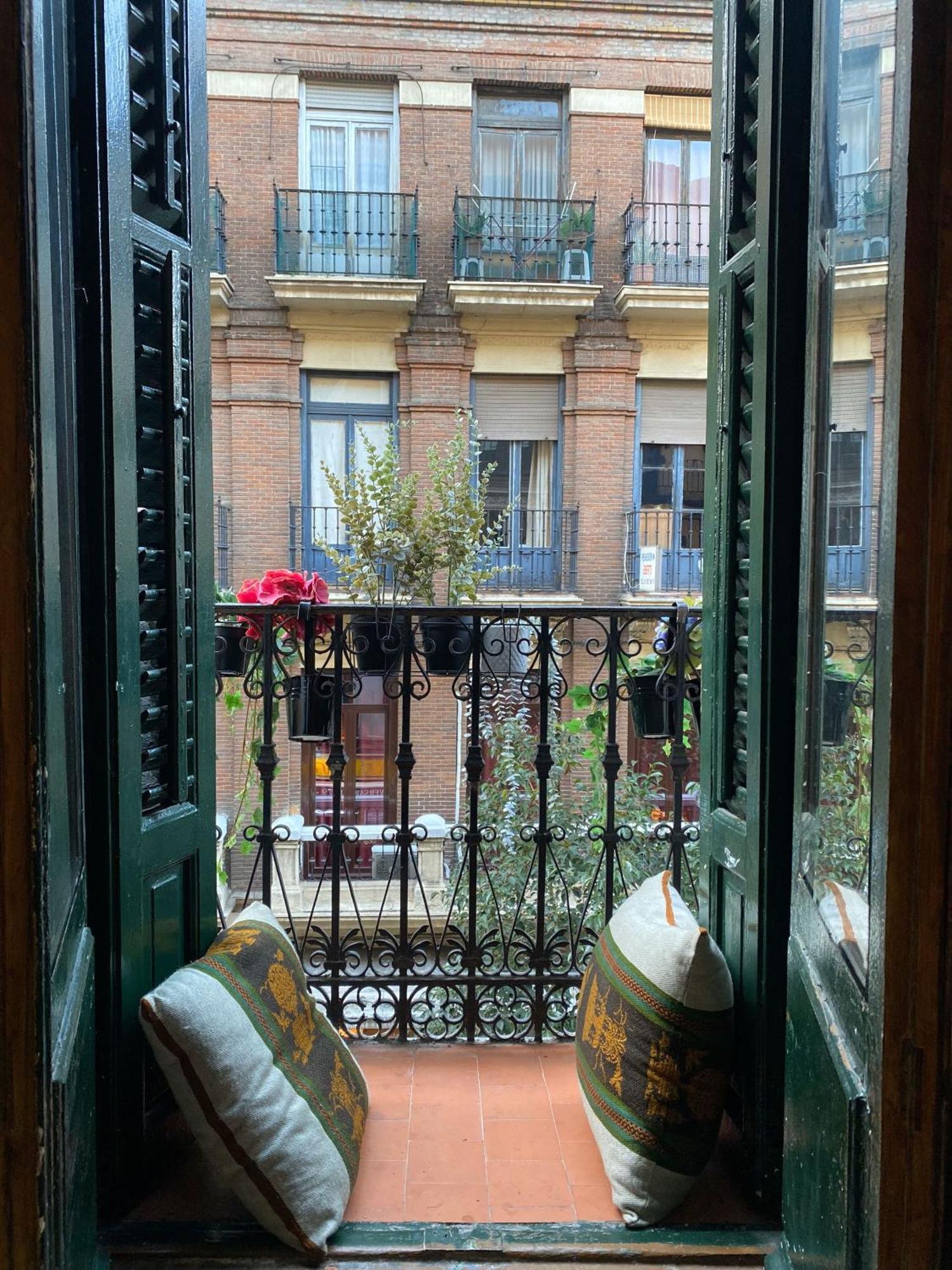 Hortaleza 4, Preciso Estudio En Chueca Junto A La Gran Via De Madrid Eksteriør bilde