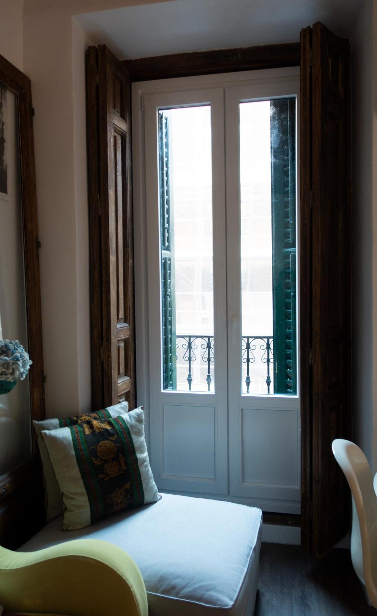 Hortaleza 4, Preciso Estudio En Chueca Junto A La Gran Via De Madrid Eksteriør bilde