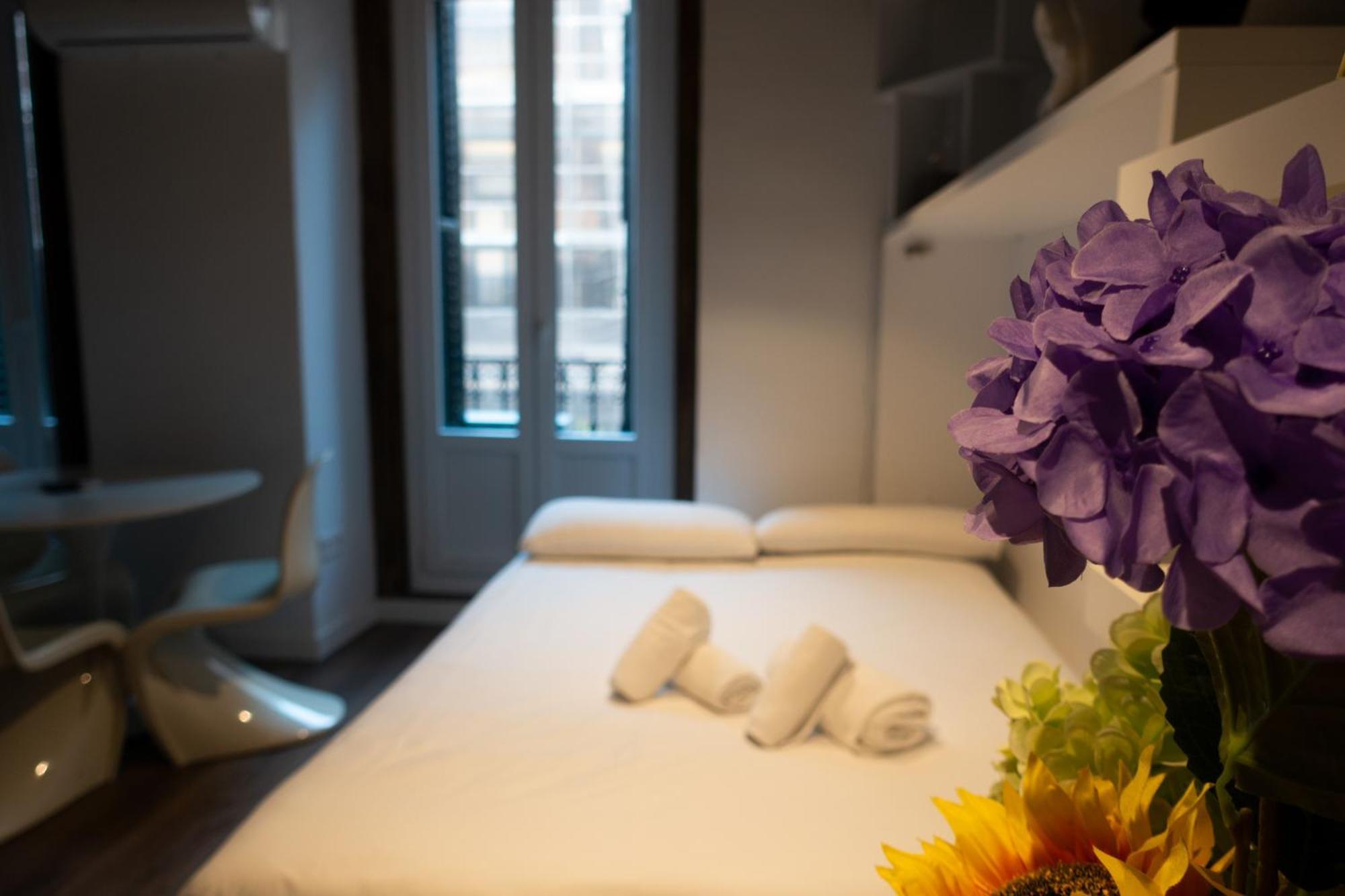 Hortaleza 4, Preciso Estudio En Chueca Junto A La Gran Via De Madrid Eksteriør bilde